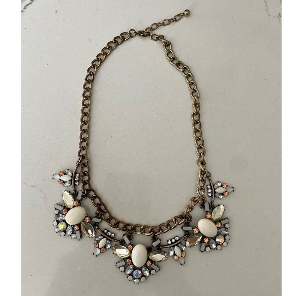 Statement necklace